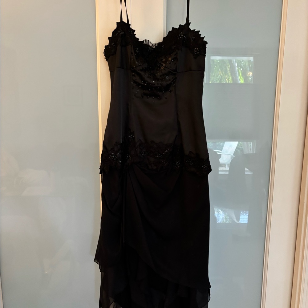 Elegant Black Lace cocktail dress